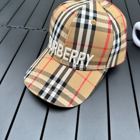 2023 BURBERRY Burberry's new simple fashion baseball Cap - Picture 4 of 9